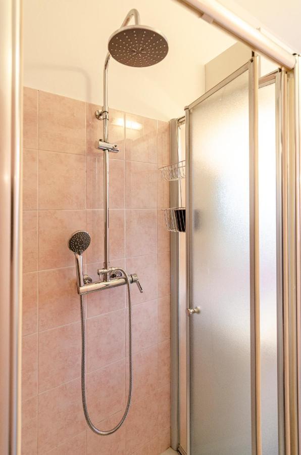 Dimora Panesa Apartment Болоня Екстериор снимка
