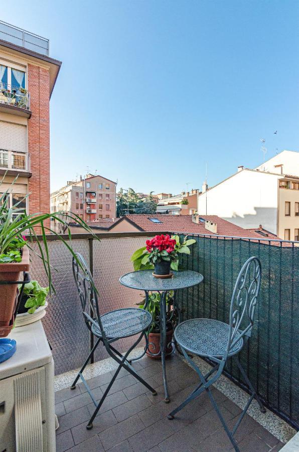 Dimora Panesa Apartment Болоня Екстериор снимка
